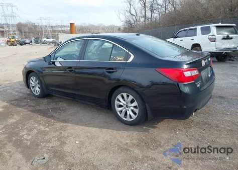 2015 Subaru Legacy 2.5I Premium z USA, uszkodzony, nr VIN 4S3BNAE65F3026825